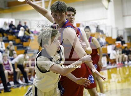 Thumbnail 1 in JV: Grand Saline vs Alba-Golden photogallery.