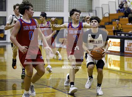 Thumbnail 2 in JV: Grand Saline vs Alba-Golden photogallery.