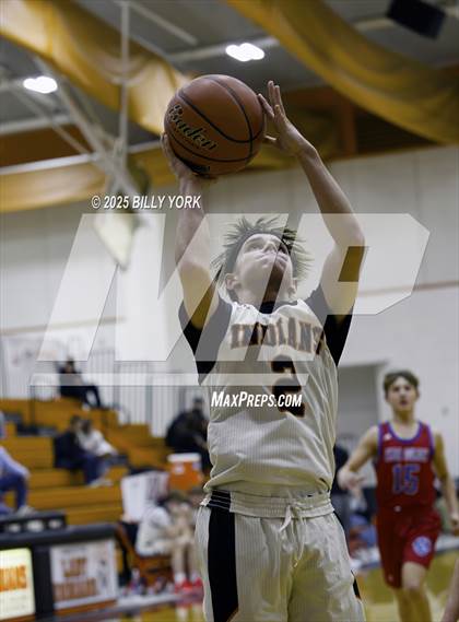 Thumbnail 1 in JV: Grand Saline vs Alba-Golden photogallery.