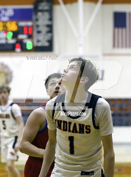 Thumbnail 1 in JV: Grand Saline vs Alba-Golden photogallery.