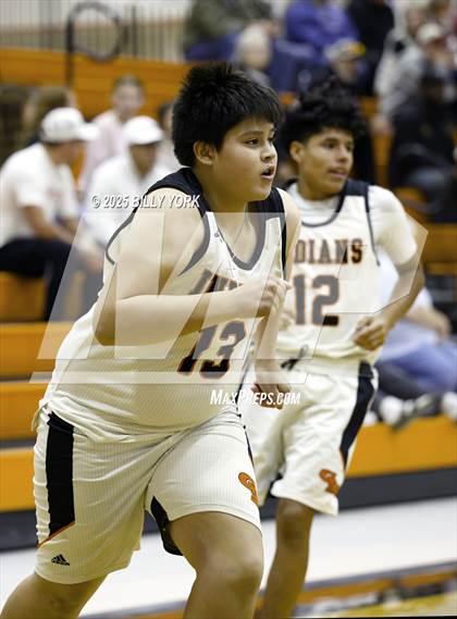 Thumbnail 1 in JV: Grand Saline vs Alba-Golden photogallery.