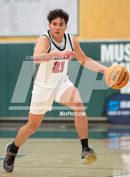 Thumbnail 2 in Oakwood vs Folsom (MLK Classic) photogallery.