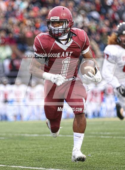 Thumbnail 1 in Memphis East vs. Knoxville Central  (TSSAA Division I Class 4A Final) photogallery.