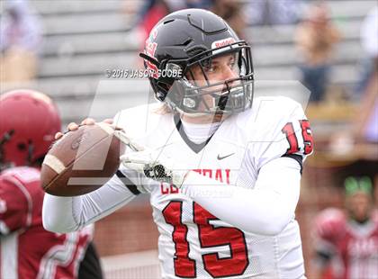 Thumbnail 1 in Memphis East vs. Knoxville Central  (TSSAA Division I Class 4A Final) photogallery.