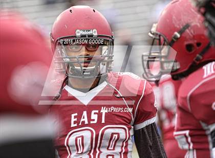 Thumbnail 2 in Memphis East vs. Knoxville Central  (TSSAA Division I Class 4A Final) photogallery.