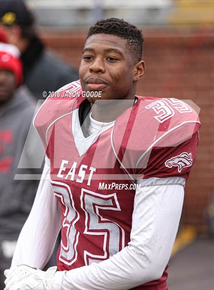 Thumbnail 1 in Memphis East vs. Knoxville Central  (TSSAA Division I Class 4A Final) photogallery.