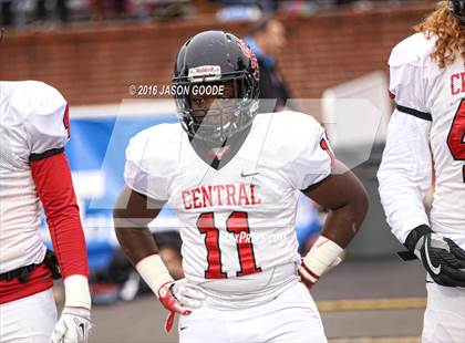 Thumbnail 1 in Memphis East vs. Knoxville Central  (TSSAA Division I Class 4A Final) photogallery.