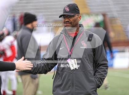 Thumbnail 2 in Memphis East vs. Knoxville Central  (TSSAA Division I Class 4A Final) photogallery.