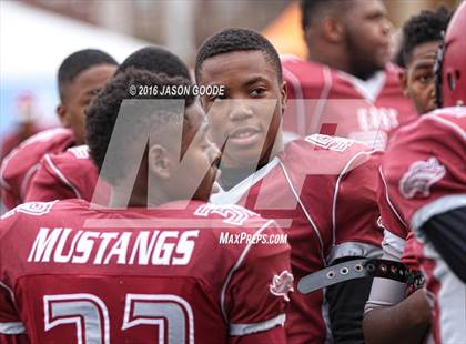 Thumbnail 1 in Memphis East vs. Knoxville Central  (TSSAA Division I Class 4A Final) photogallery.