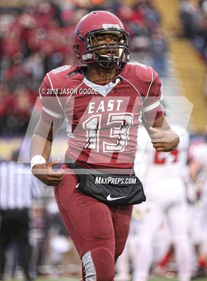 Thumbnail 3 in Memphis East vs. Knoxville Central  (TSSAA Division I Class 4A Final) photogallery.