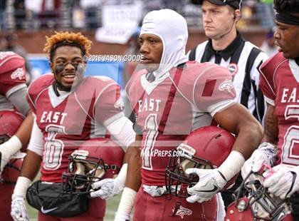 Thumbnail 2 in Memphis East vs. Knoxville Central  (TSSAA Division I Class 4A Final) photogallery.