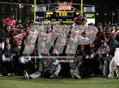Thumbnail 3 in Memphis East vs. Knoxville Central  (TSSAA Division I Class 4A Final) photogallery.