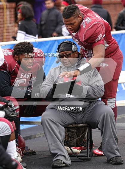 Thumbnail 2 in Memphis East vs. Knoxville Central  (TSSAA Division I Class 4A Final) photogallery.