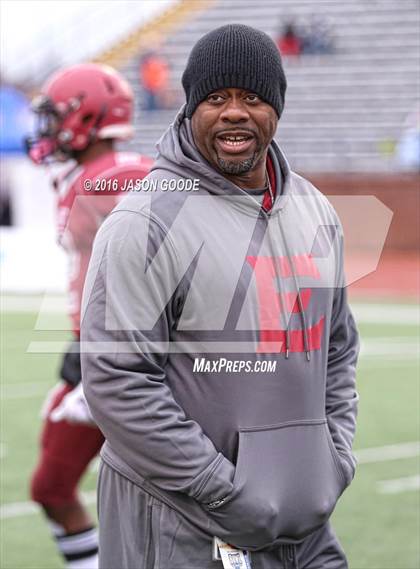 Thumbnail 2 in Memphis East vs. Knoxville Central  (TSSAA Division I Class 4A Final) photogallery.