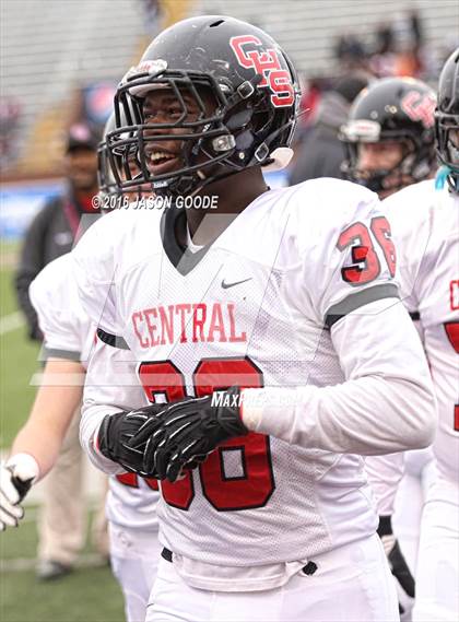 Thumbnail 3 in Memphis East vs. Knoxville Central  (TSSAA Division I Class 4A Final) photogallery.