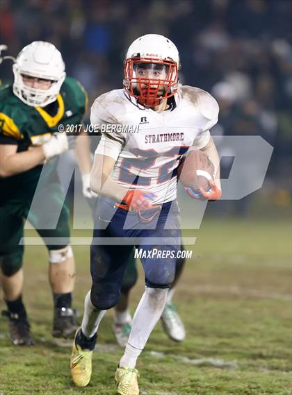 Thumbnail 3 in Strathmore vs. Hilmar (CIF D6 2A Play-in Game) photogallery.