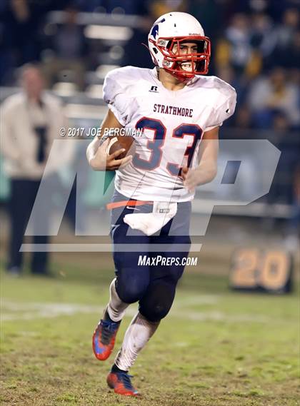 Thumbnail 3 in Strathmore vs. Hilmar (CIF D6 2A Play-in Game) photogallery.