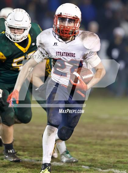 Thumbnail 1 in Strathmore vs. Hilmar (CIF D6 2A Play-in Game) photogallery.