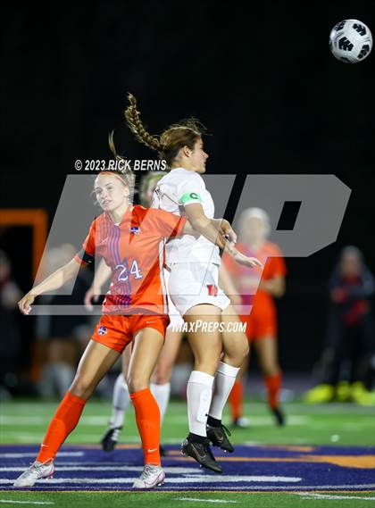 Thumbnail 2 in Grand Oaks vs The Woodlands photogallery.