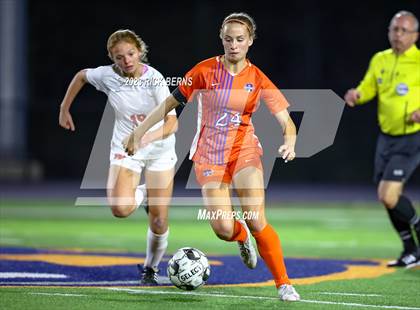 Thumbnail 2 in Grand Oaks vs The Woodlands photogallery.