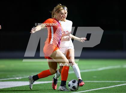 Thumbnail 3 in Grand Oaks vs The Woodlands photogallery.