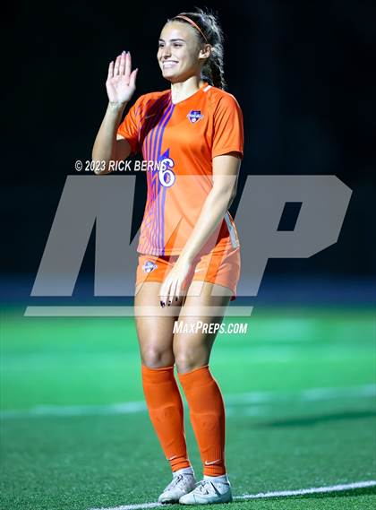Thumbnail 3 in Grand Oaks vs The Woodlands photogallery.