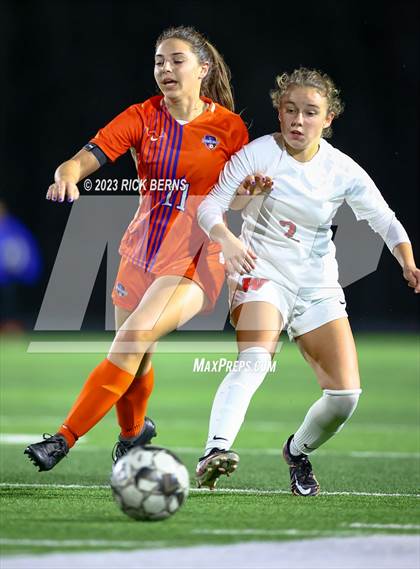 Thumbnail 2 in Grand Oaks vs The Woodlands photogallery.