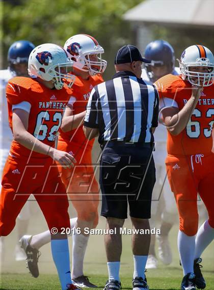Thumbnail 2 in Brentwood School vs Polytechnic photogallery.