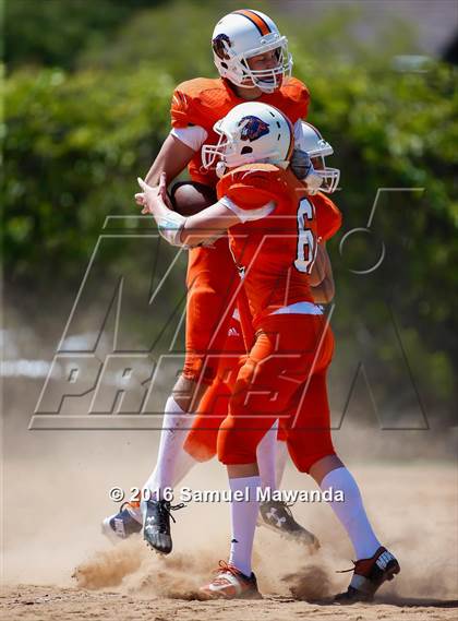 Thumbnail 2 in Brentwood School vs Polytechnic photogallery.