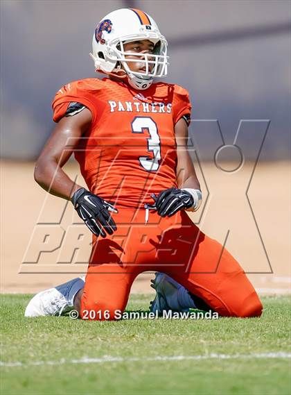 Thumbnail 3 in Brentwood School vs Polytechnic photogallery.