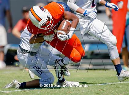 Thumbnail 1 in Brentwood School vs Polytechnic photogallery.