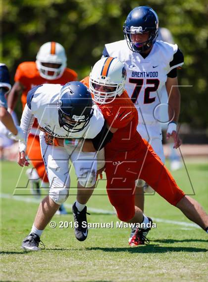 Thumbnail 2 in Brentwood School vs Polytechnic photogallery.