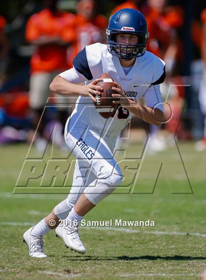 Thumbnail 1 in Brentwood School vs Polytechnic photogallery.