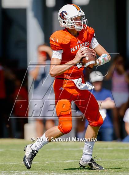 Thumbnail 3 in Brentwood School vs Polytechnic photogallery.