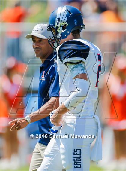 Thumbnail 1 in Brentwood School vs Polytechnic photogallery.