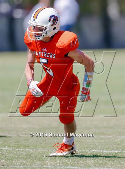 Thumbnail 2 in Brentwood School vs Polytechnic photogallery.