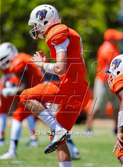 Thumbnail 1 in Brentwood School vs Polytechnic photogallery.