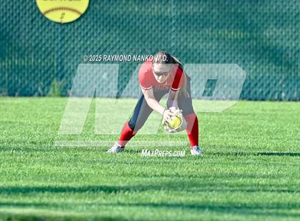 Thumbnail 2 in Wapahani vs. Delta (Delaware County Tournament) photogallery.