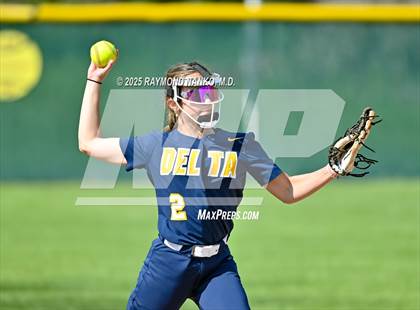 Thumbnail 2 in Wapahani vs. Delta (Delaware County Tournament) photogallery.