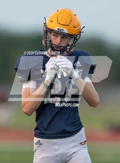 Thumbnail 2 in Cypress Ranch vs Magnolia photogallery.