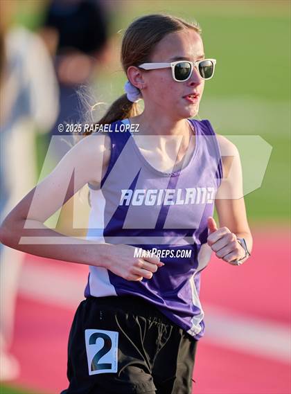Thumbnail 1 in Lake Houston Conquerors Invitational (3200M) photogallery.