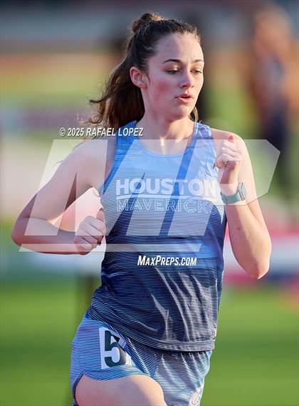 Thumbnail 2 in Lake Houston Conquerors Invitational (3200M) photogallery.