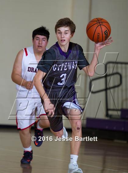 Thumbnail 3 in Gateway Christian vs. Monte Del Sol Charter photogallery.