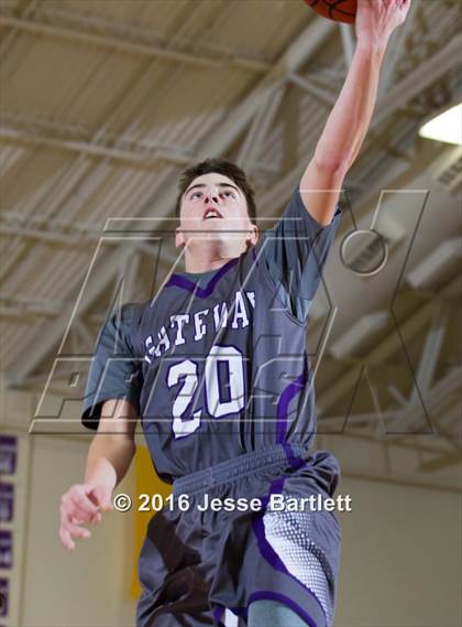 Thumbnail 3 in Gateway Christian vs. Monte Del Sol Charter photogallery.