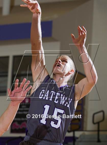 Thumbnail 2 in Gateway Christian vs. Monte Del Sol Charter photogallery.