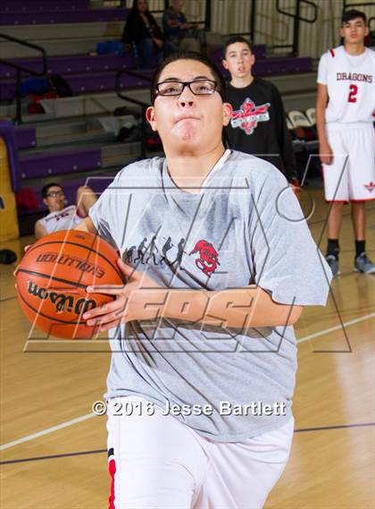 Thumbnail 3 in Gateway Christian vs. Monte Del Sol Charter photogallery.