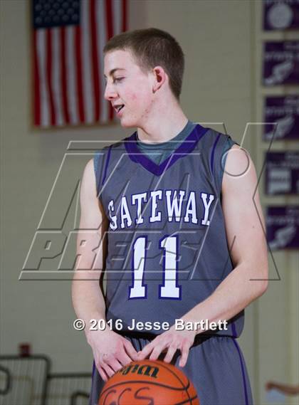Thumbnail 2 in Gateway Christian vs. Monte Del Sol Charter photogallery.