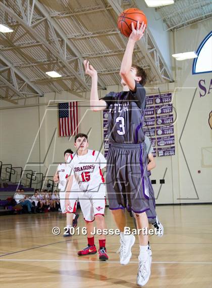 Thumbnail 3 in Gateway Christian vs. Monte Del Sol Charter photogallery.