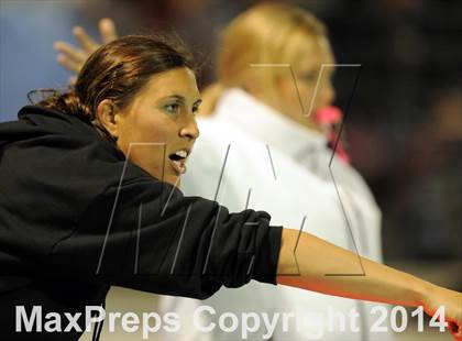 Thumbnail 2 in Palm Desert vs. Yorba Linda (CIF SS D6 Final) photogallery.