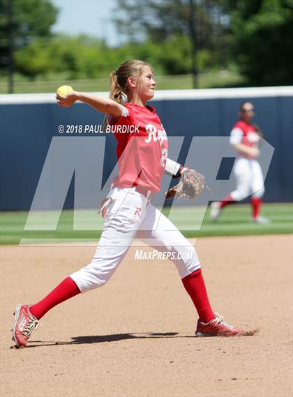 Thumbnail 3 in Philipsburg-Osceola vs. Holy Redeemer (PIAA 3A Championship) photogallery.